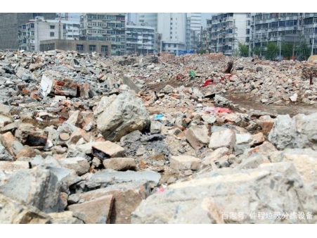 提高建筑垃圾分类与资源化利用势在必行”